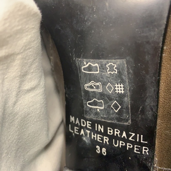 Brown leather heeled boot - Picture 2 of 2